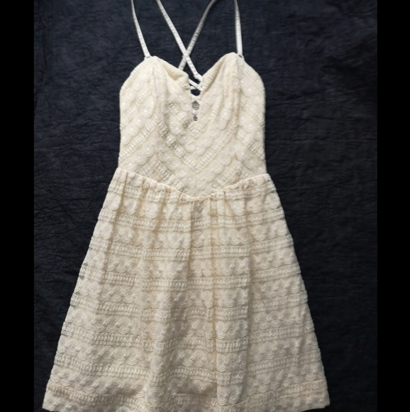 Women's GUESS summer dress - Picture 1 of 2